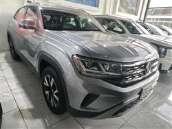 ڤۆڵکسواگن ئەتڵەس کرۆس سپۆرت